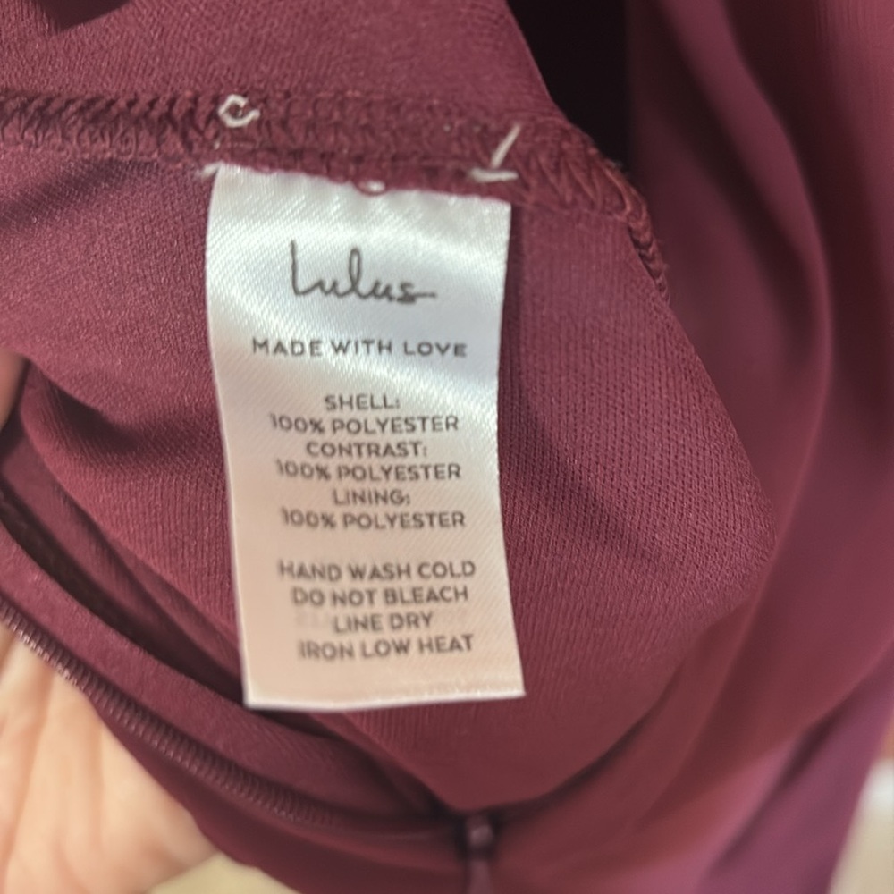 Lulu's Momentous Moments Burgundy Lace Backless Maxi Dress - Size Small - Picture 12 of 14